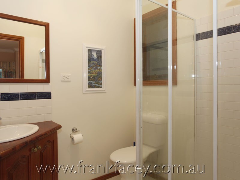 30-32 William Road, Berwick VIC 3806