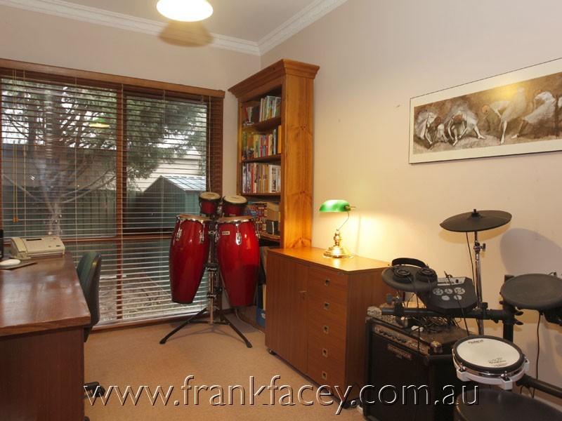 30-32 William Road, Berwick VIC 3806