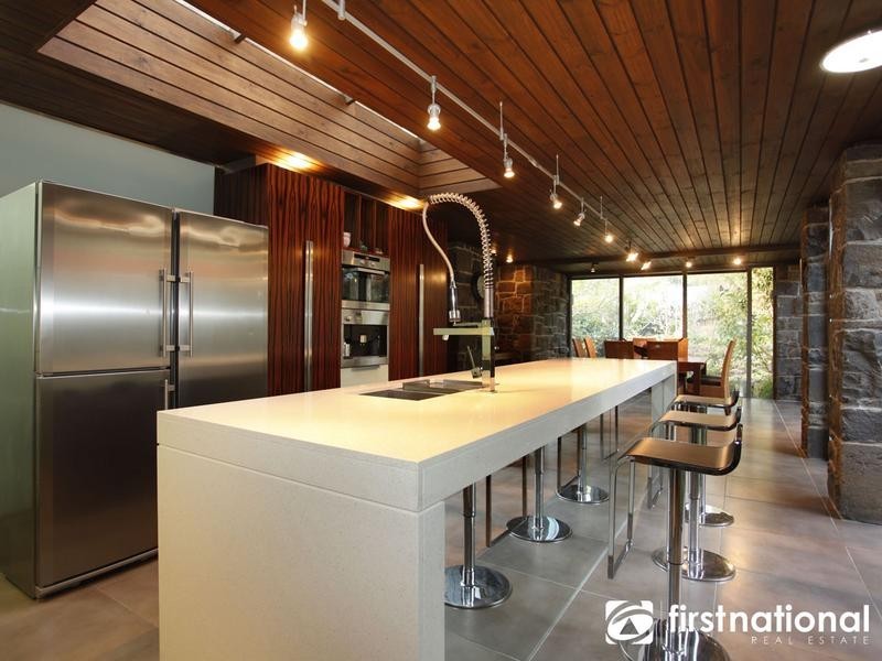 2 Beaumont Road, Berwick VIC 3806