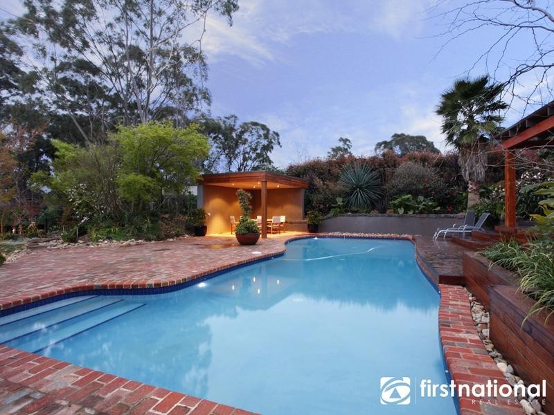2 Beaumont Road, Berwick VIC 3806