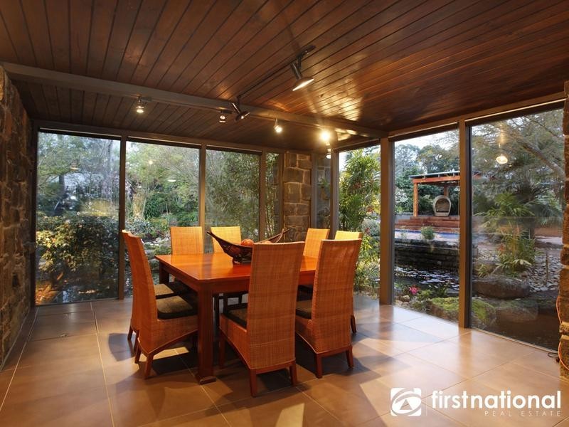 2 Beaumont Road, Berwick VIC 3806