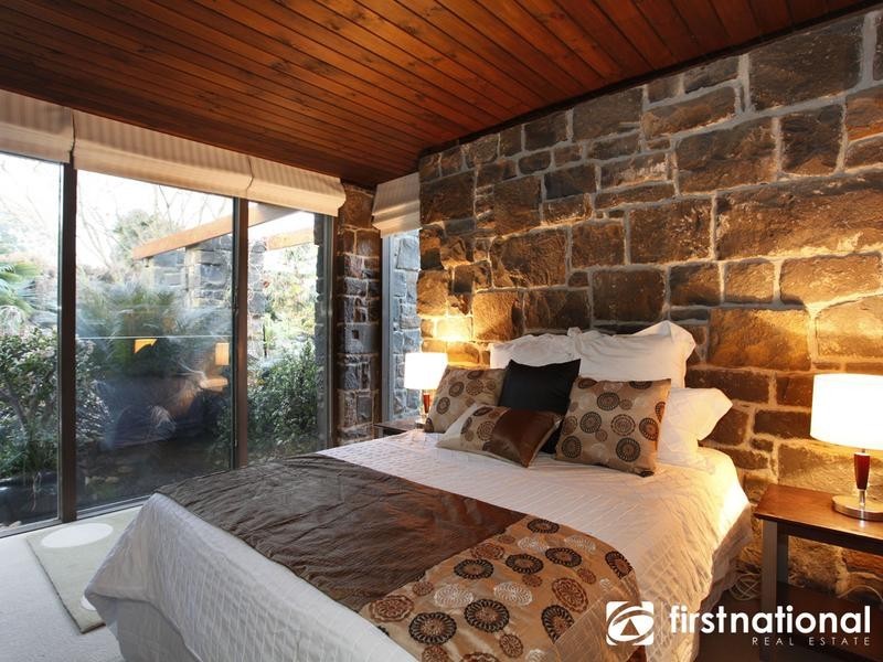 2 Beaumont Road, Berwick VIC 3806