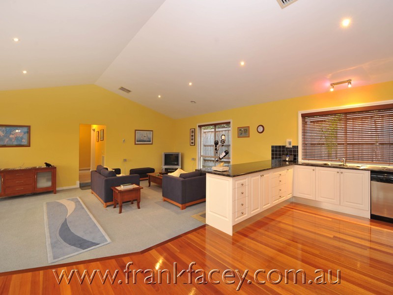 4 Old Trafford, Berwick VIC 3806