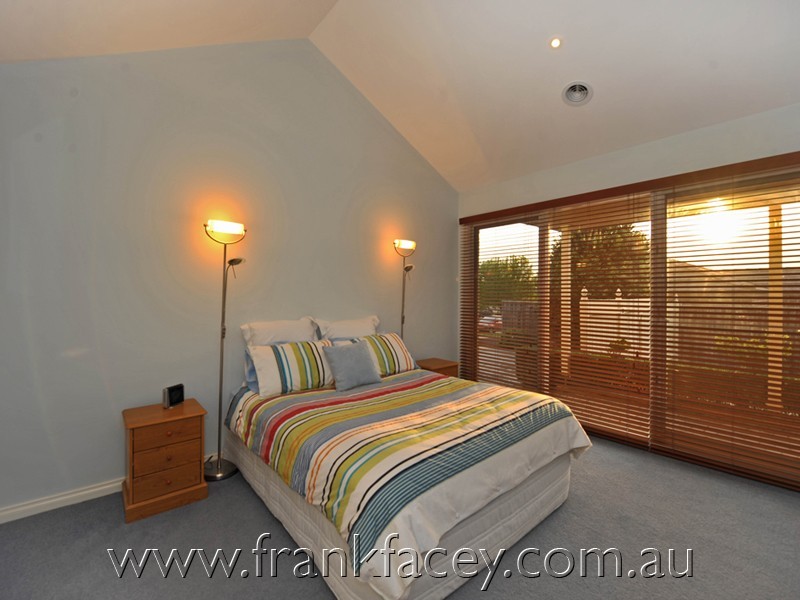 4 Old Trafford, Berwick VIC 3806