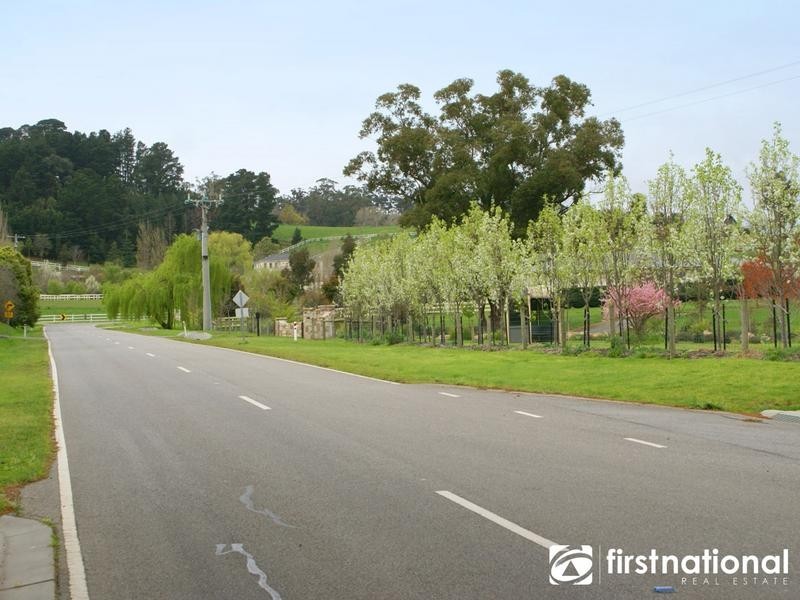 32-34 Glen Moidart Drive, Berwick VIC 3806