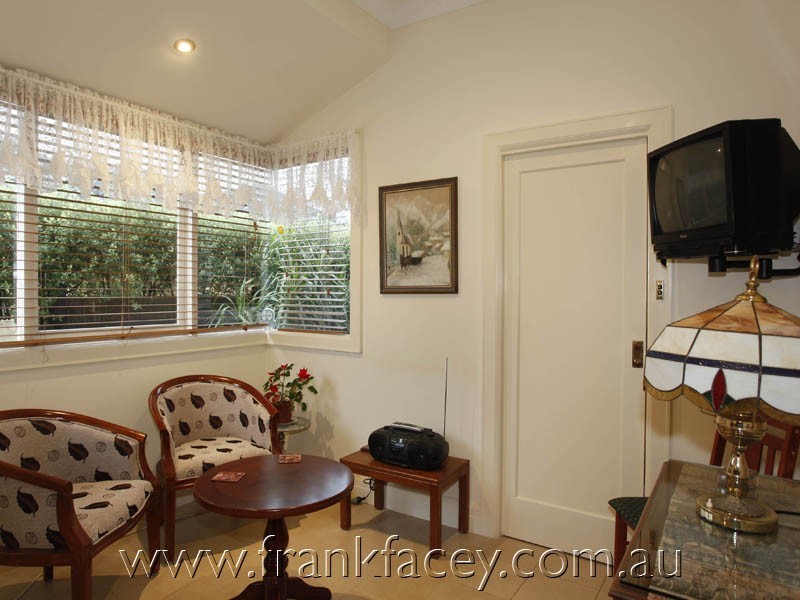 15 Brisbane Street, Berwick VIC 3806