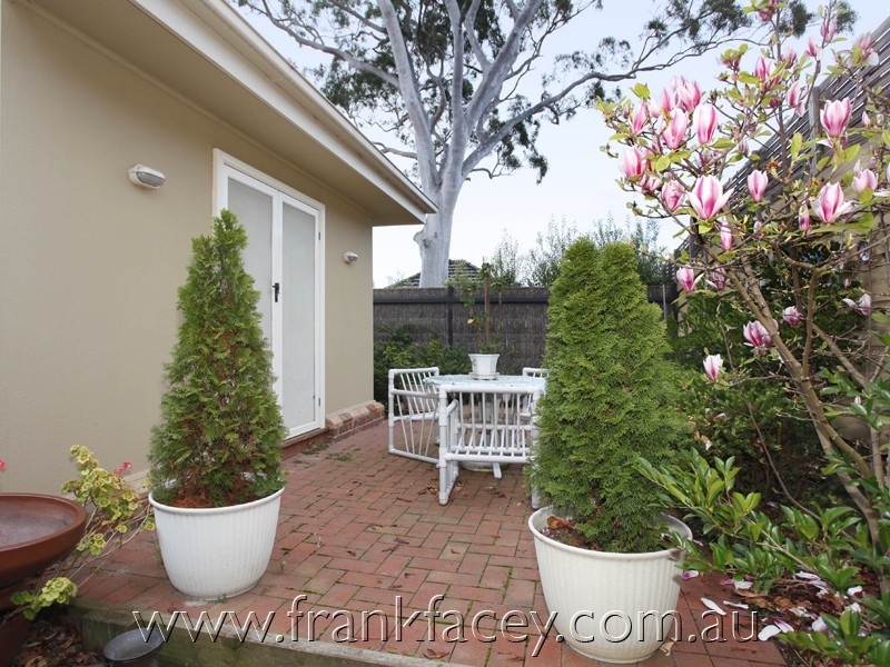 15 Brisbane Street, Berwick VIC 3806