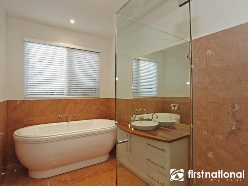 93 Beaumont Road, Berwick VIC 3806