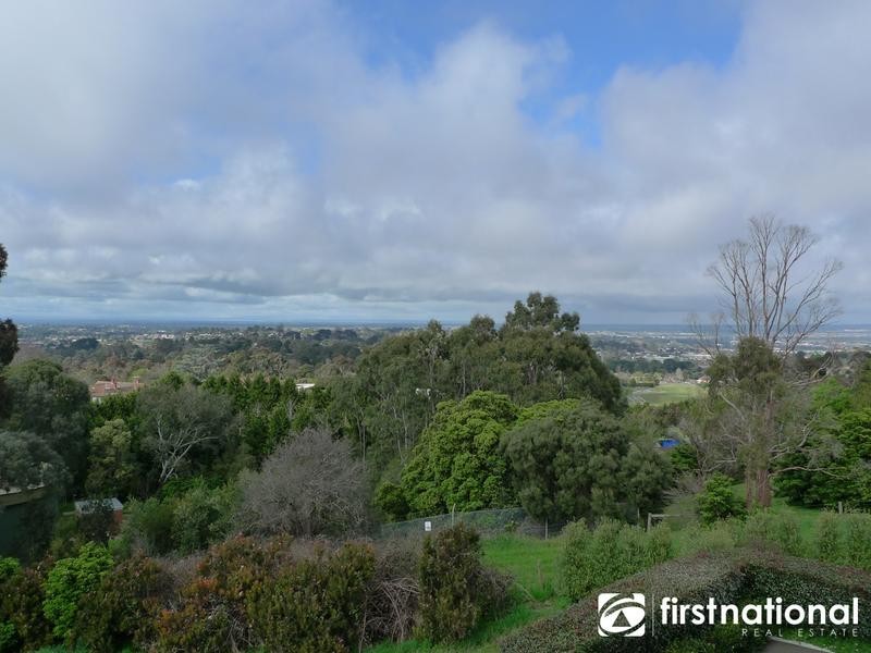 93 Beaumont Road, Berwick VIC 3806