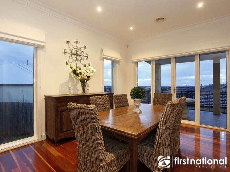 11 Yaldara Drive, Berwick VIC 3806