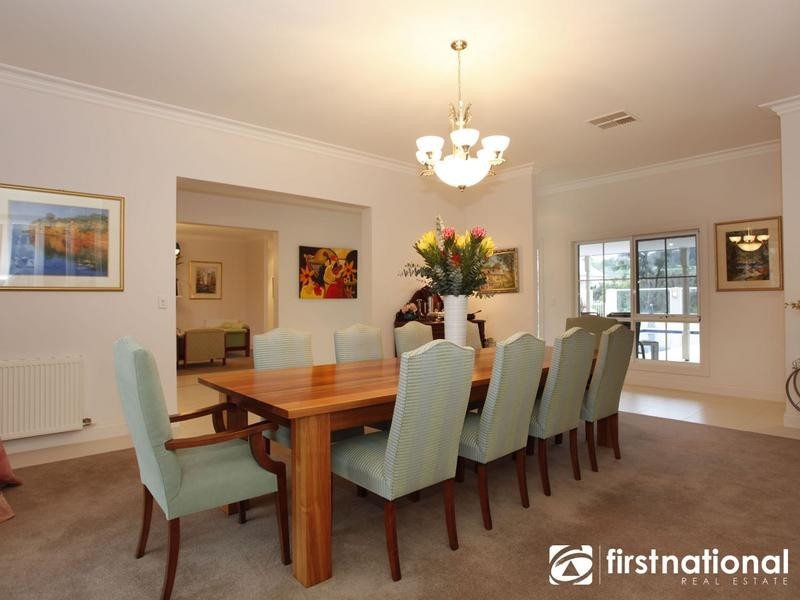 6 Pagebrook Road, Berwick VIC 3806