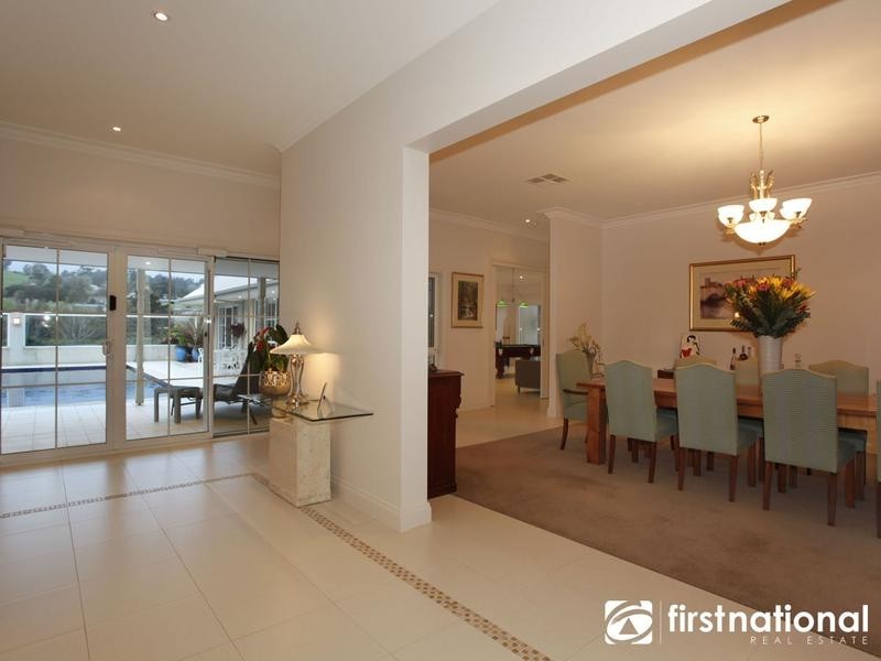 6 Pagebrook Road, Berwick VIC 3806