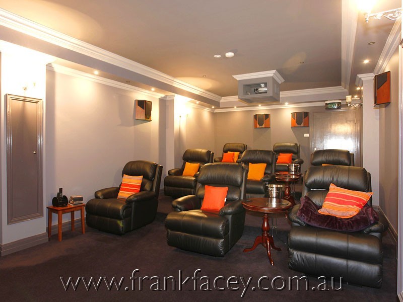 34 Salisbury Road, Beaconsfield Upper VIC 3808