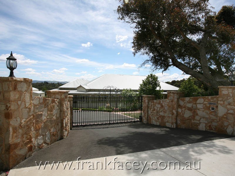 34 Salisbury Road, Beaconsfield Upper VIC 3808