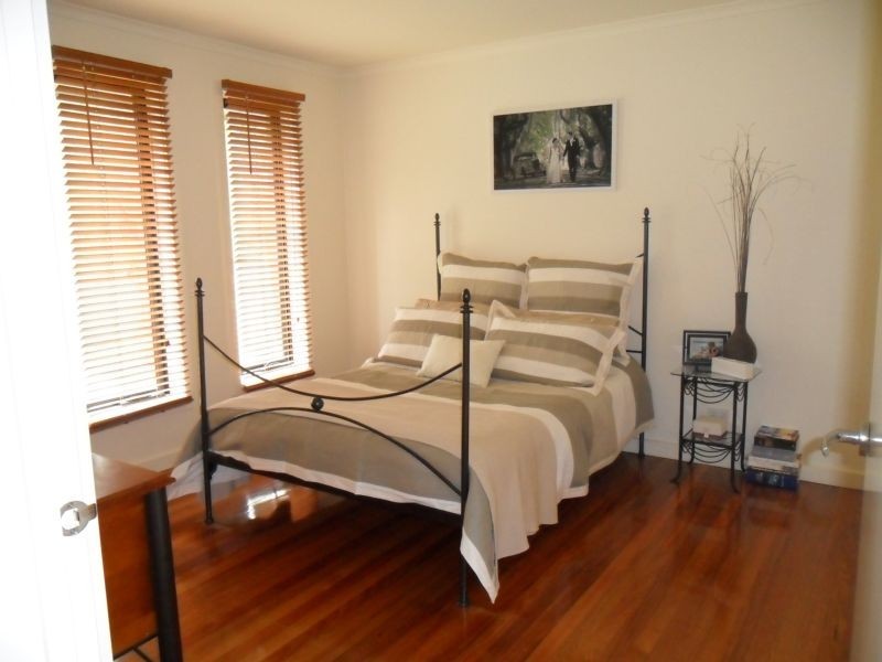 4 Manuka Road, Berwick VIC 3806