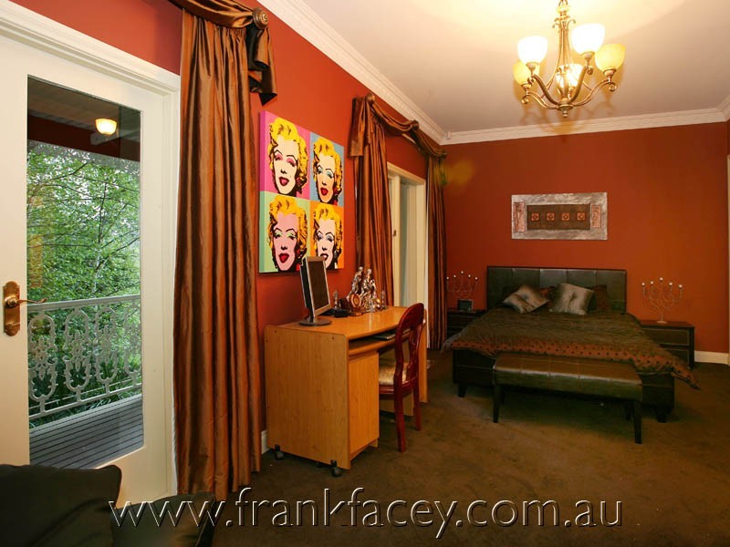 5 High Street, Guys Hill VIC 3807