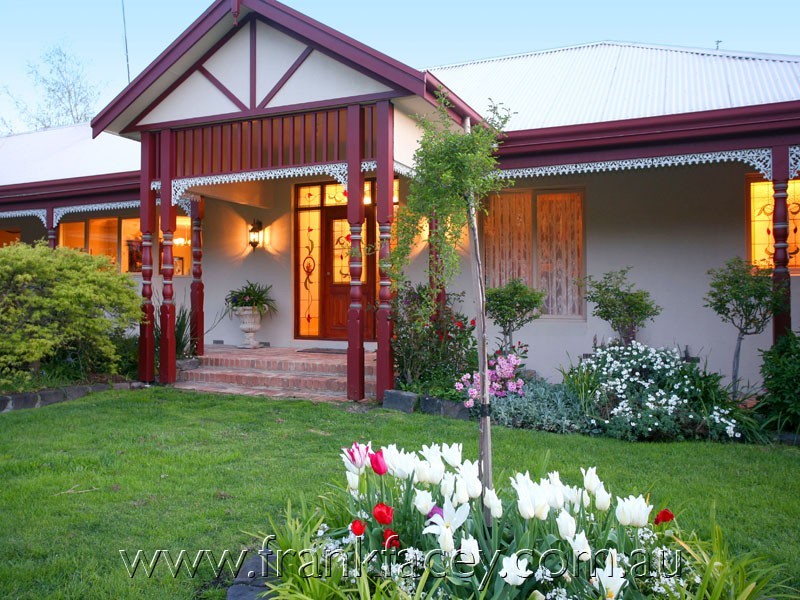 5 High St, Guys Hill VIC 3807