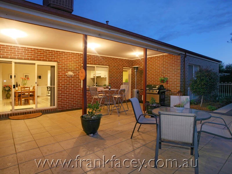 22 Scenic Drive, Beaconsfield VIC 3807