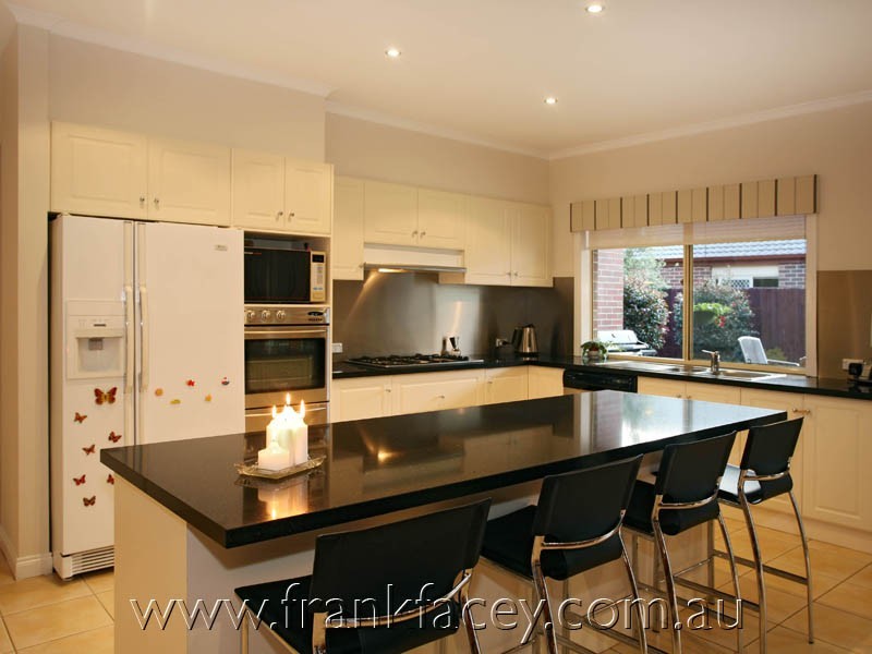 22 Scenic Drive, Beaconsfield VIC 3807