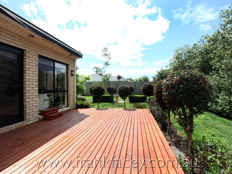 7 Petrel Place, Berwick VIC 3806