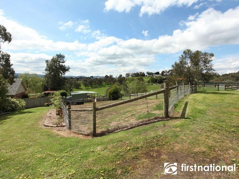 114 Boundary Rd, Narre Warren East VIC 3804