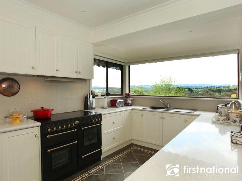 114 Boundary Rd, Narre Warren East VIC 3804