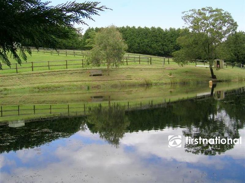 58 Rowallan Ave, Harkaway VIC 3806