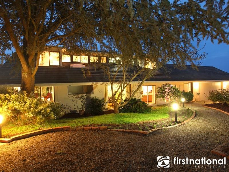 58 Rowallan Ave, Harkaway VIC 3806