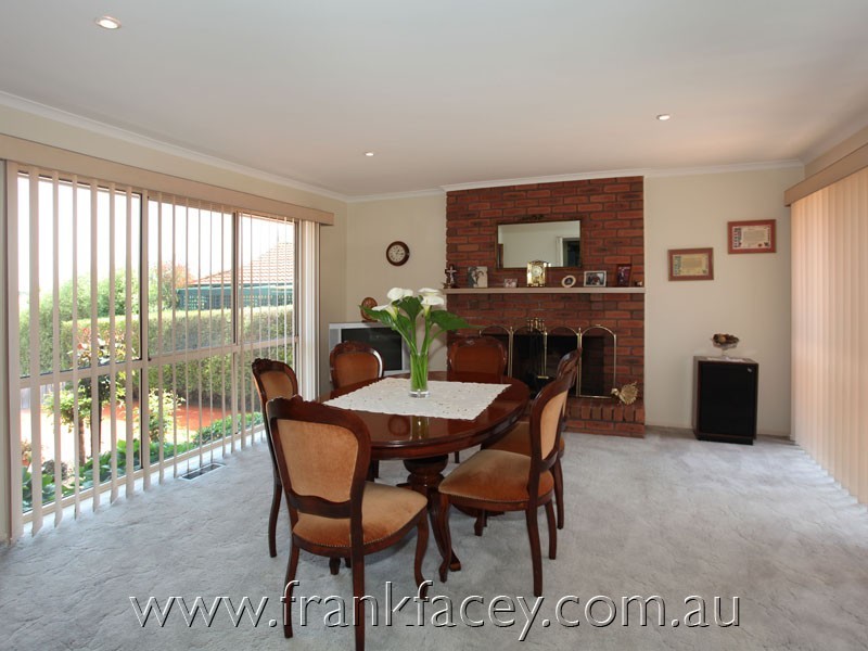 115 Telford Drive, Berwick VIC 3806