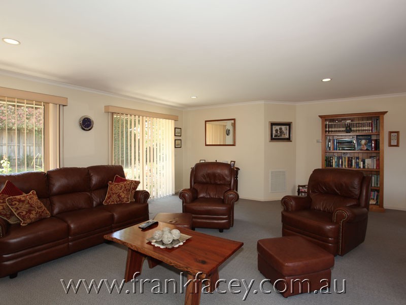 115 Telford Drive, Berwick VIC 3806