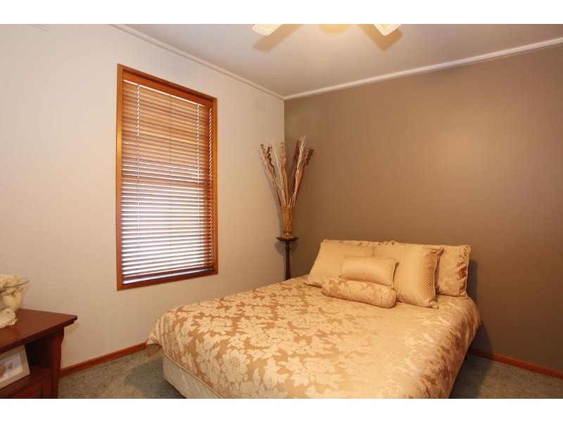 4 Edwardes Street, Berwick VIC 3806