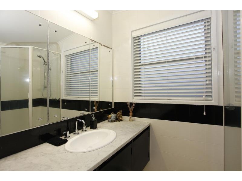 4 Edwardes Street, Berwick VIC 3806