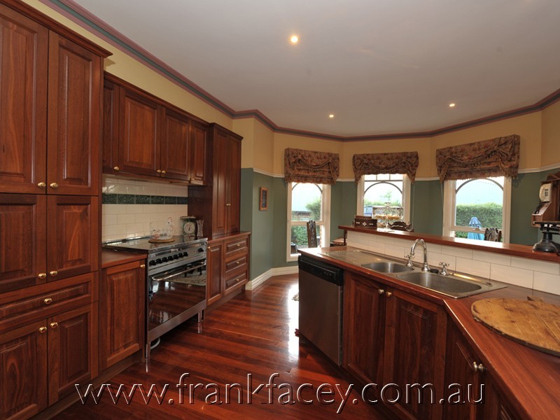 3 Hillview Place, Berwick VIC 3806