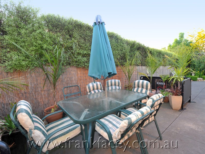 3 Hillview Place, Berwick VIC 3806