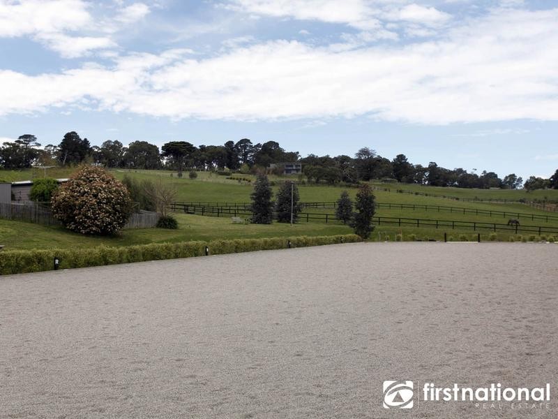 225 Split Rock Road, Beaconsfield Upper VIC 3808