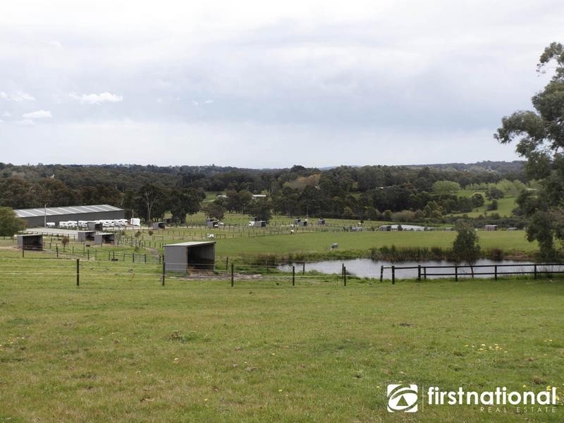 225 Split Rock Road, Beaconsfield Upper VIC 3808