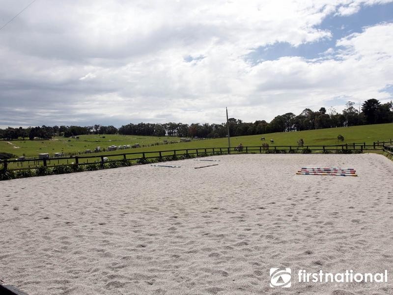 225 Split Rock Rd, Beaconsfield Upper VIC 3808