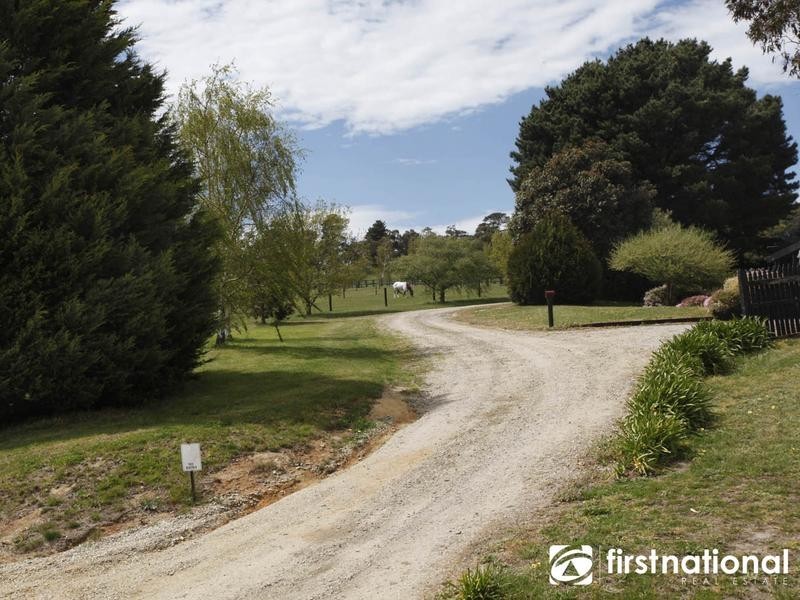 225 Split Rock Rd, Beaconsfield Upper VIC 3808
