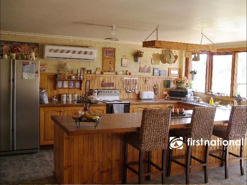 340 Pakenham Rd, Pakenham VIC 3810