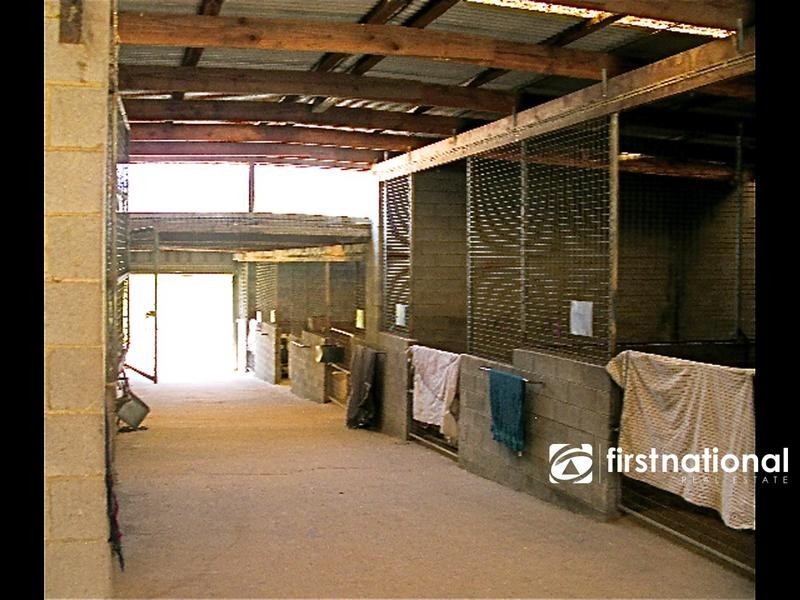 340 Pakenham Rd, Pakenham VIC 3810