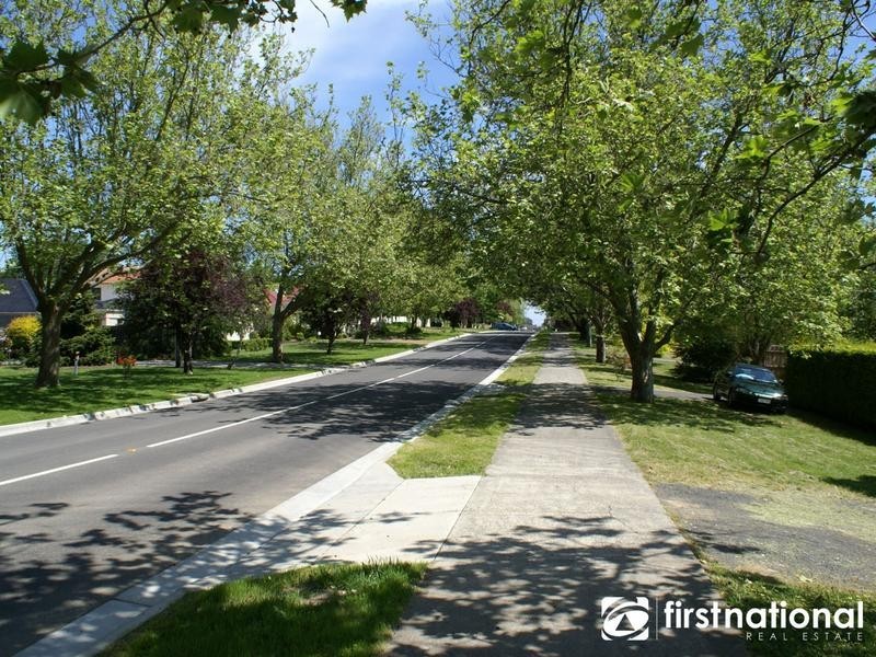 83 Brisbane Street, Berwick VIC 3806