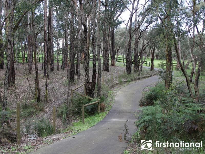 1645 Wellington Rd, Belgrave South VIC 3160