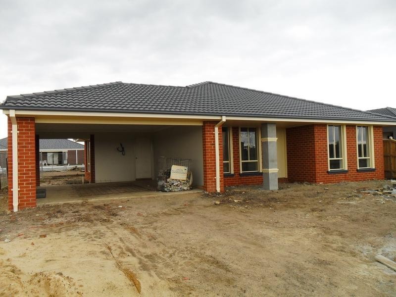 23 Donohue Street, Cranbourne East VIC 3977