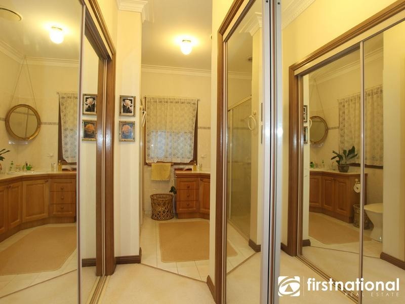12 Aranmore Crescent, Narre Warren North VIC 3804