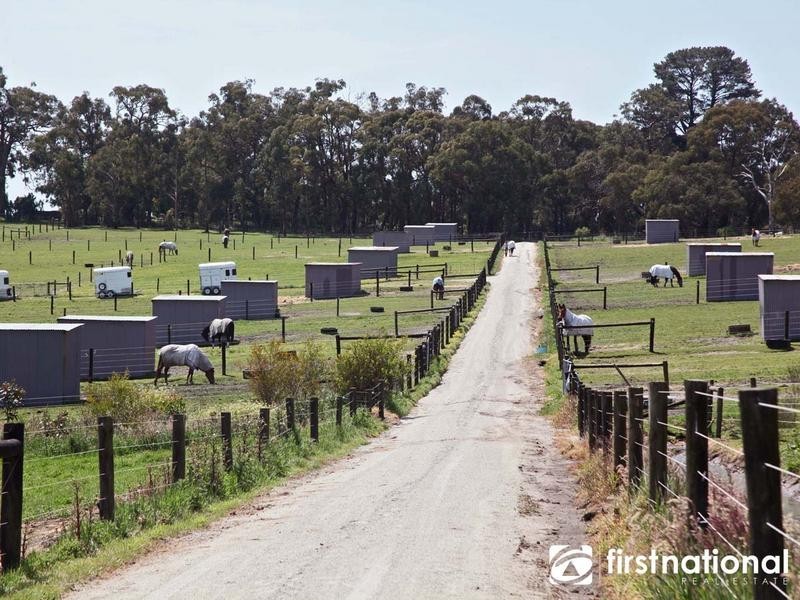 195-225 Split Rock Rd, Beaconsfield Upper VIC 3808