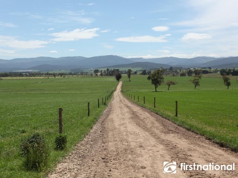 4 Middleton Road, Labertouche VIC 3816