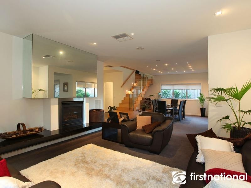 15 Chase Boulevard, Berwick VIC 3806