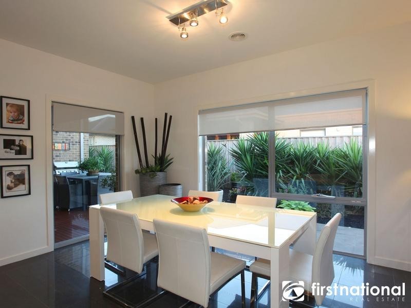 15 Chase Boulevard, Berwick VIC 3806