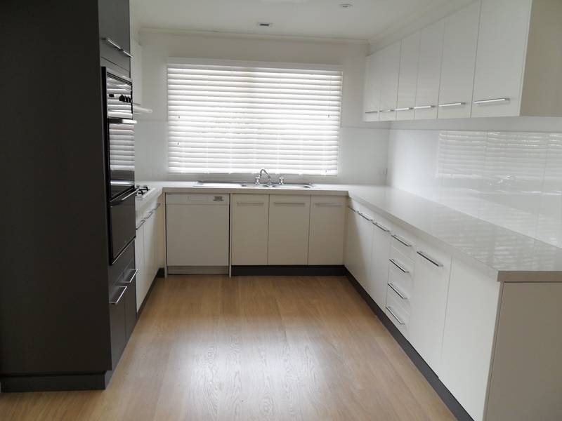 1 Lodge Crescent, Berwick VIC 3806