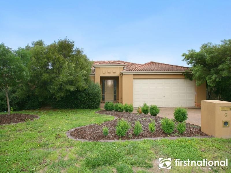 6 Castle Court, Beaconsfield VIC 3807
